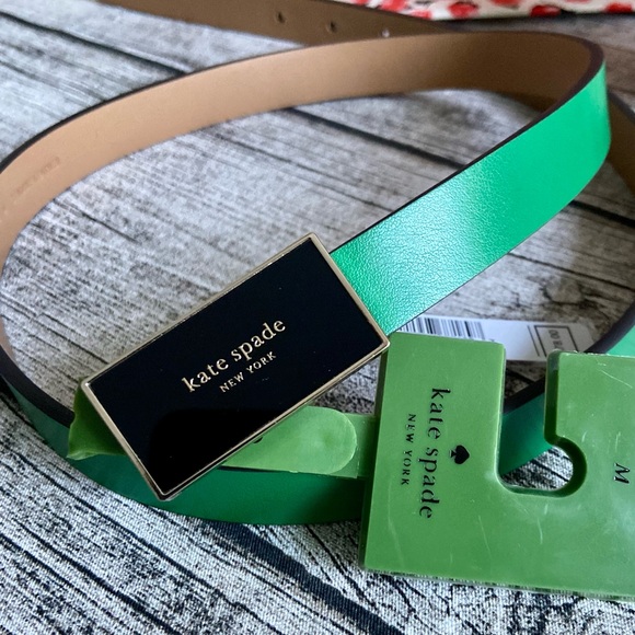 NWT! Kate spade belt with bow and spade logo. Genuine leather, Available M and L - Picture 5 of 12